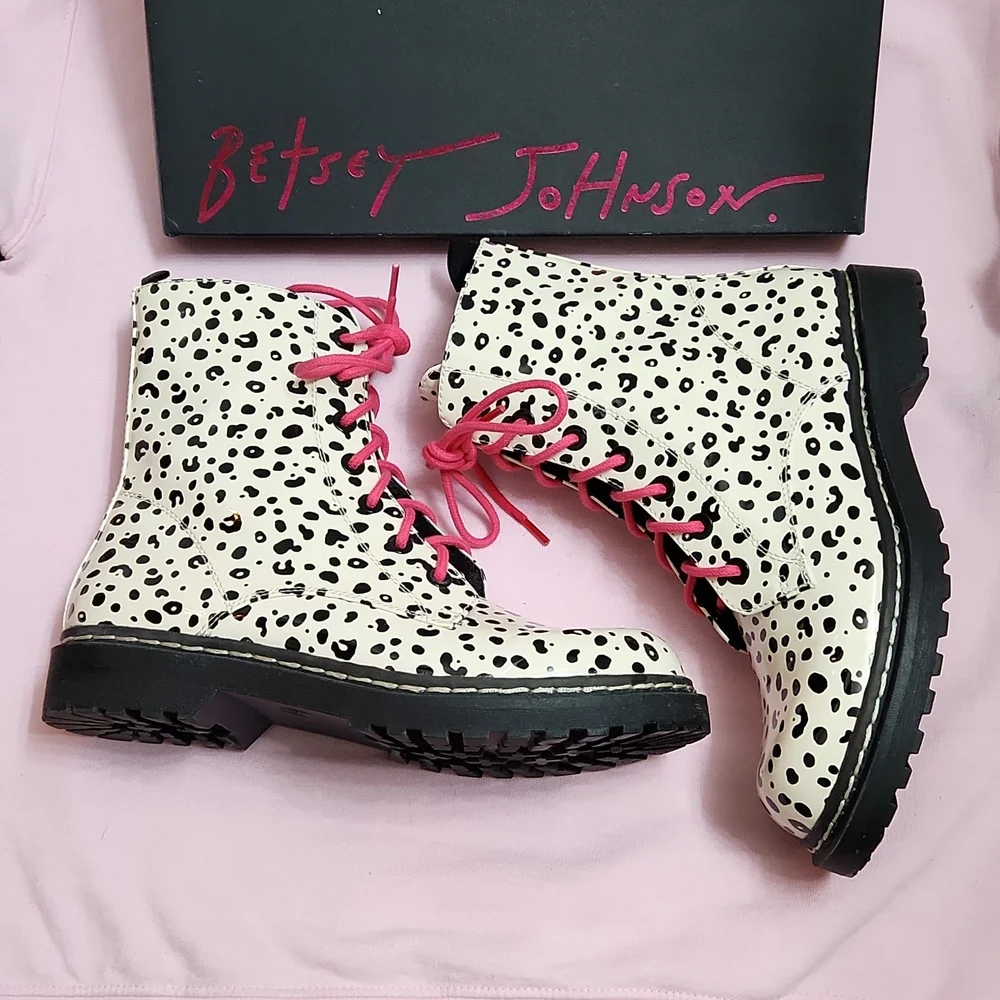 Betsy Johnson Elite Boots